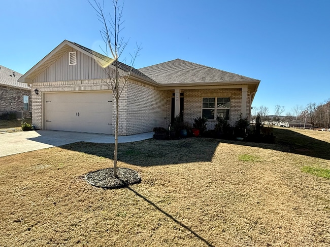 Photo - 160 High Leaf Dr