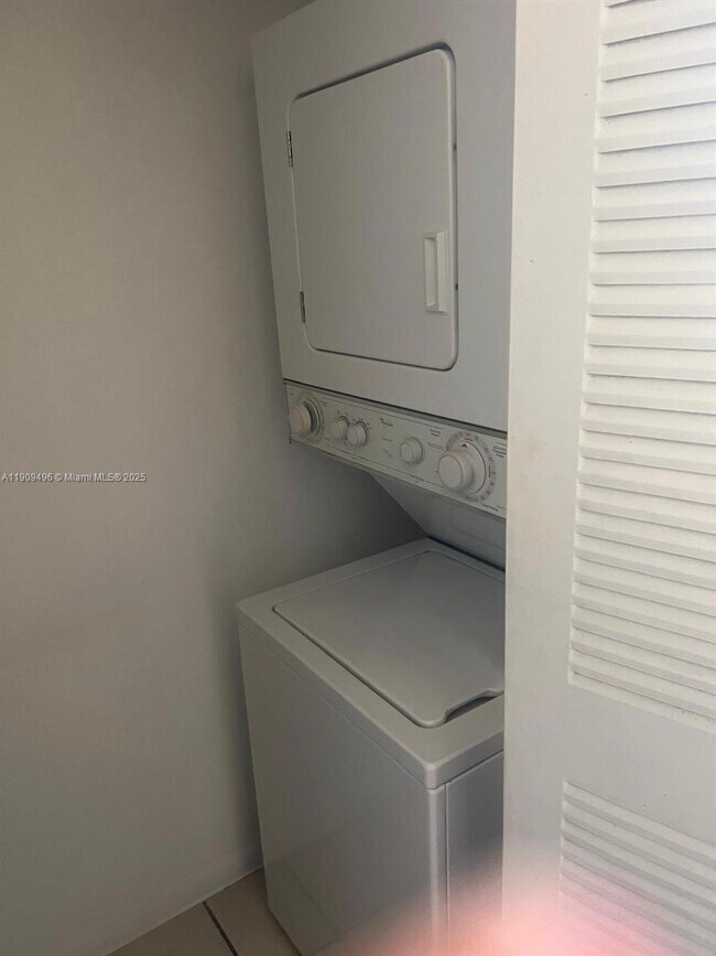 Photo - 686 NW 114th Ave Unit 204