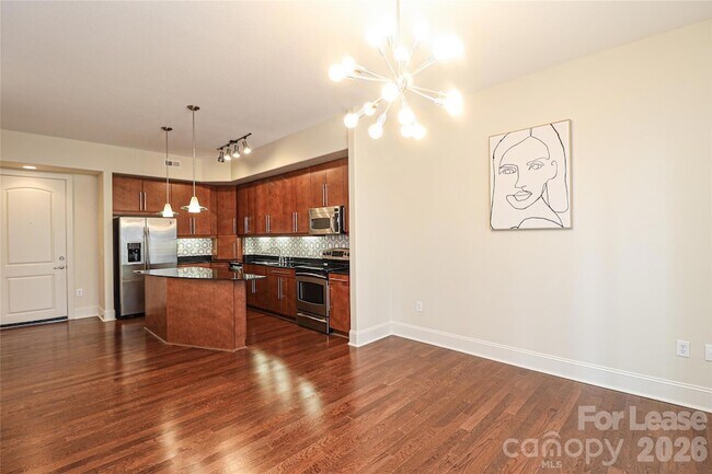 4625 Piedmont Row Dr Unit 402