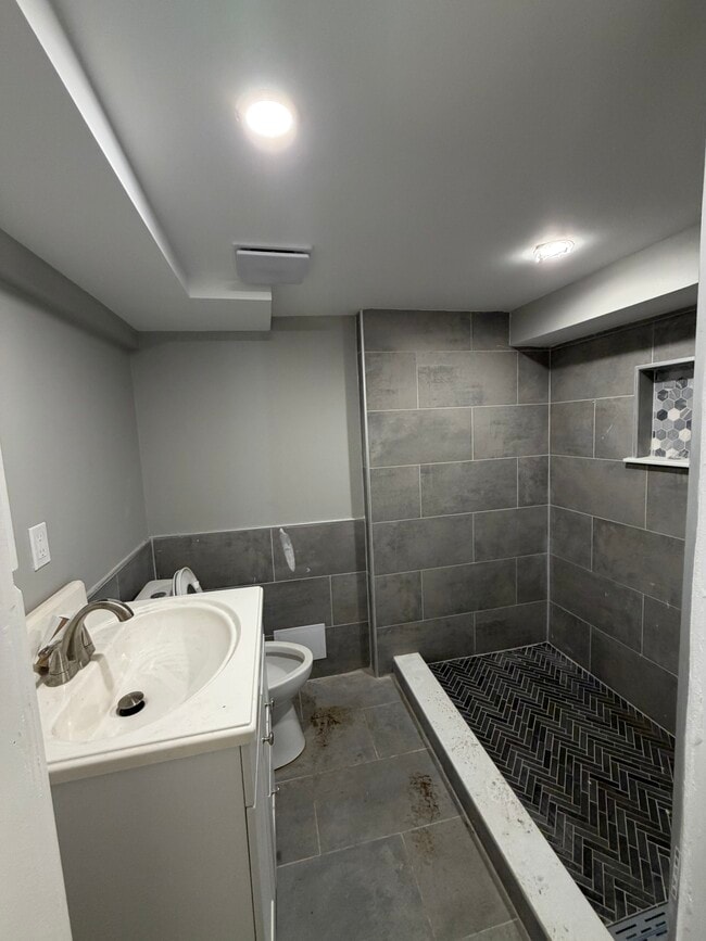 Photo - 90 Washington Ave Unit 90