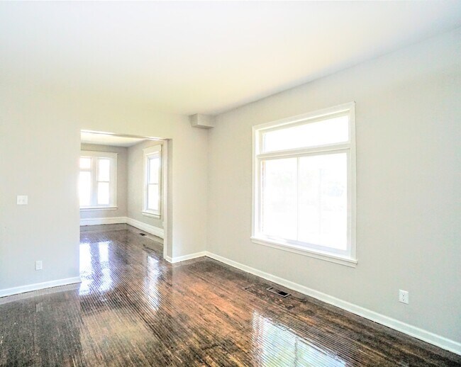 163 Leighton Ave Unidad 1