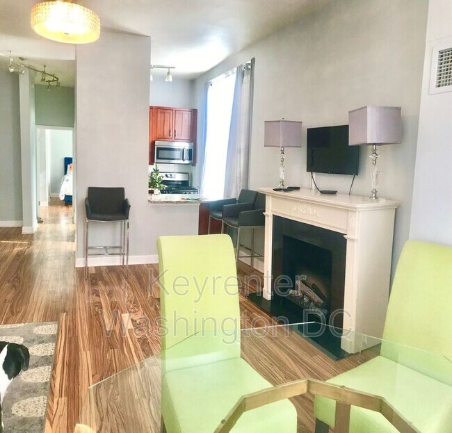 Photo - 333 2nd St NE Unit Apt 202