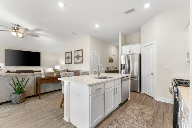 Photo - Beautiful Home Near Tyndall AFB