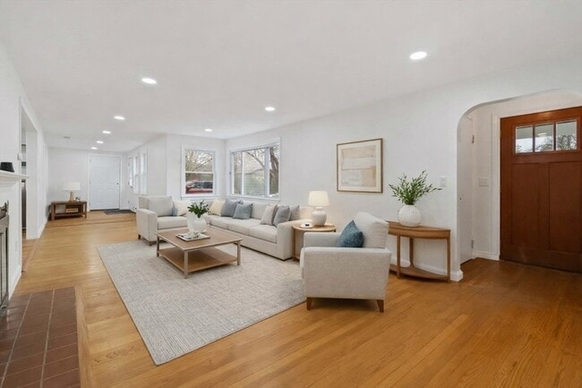 Photo - 58 Cutler Dr