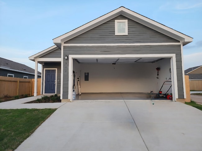 Building Photo - 311 Sunfish Ln Rental