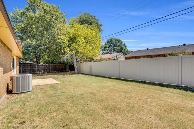 Photo - 411 McKinley St
