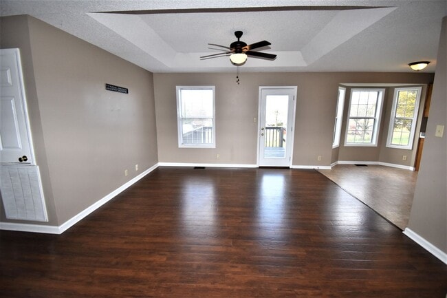 Photo - 3 Bedroom Pet Friendly Home For Rent!