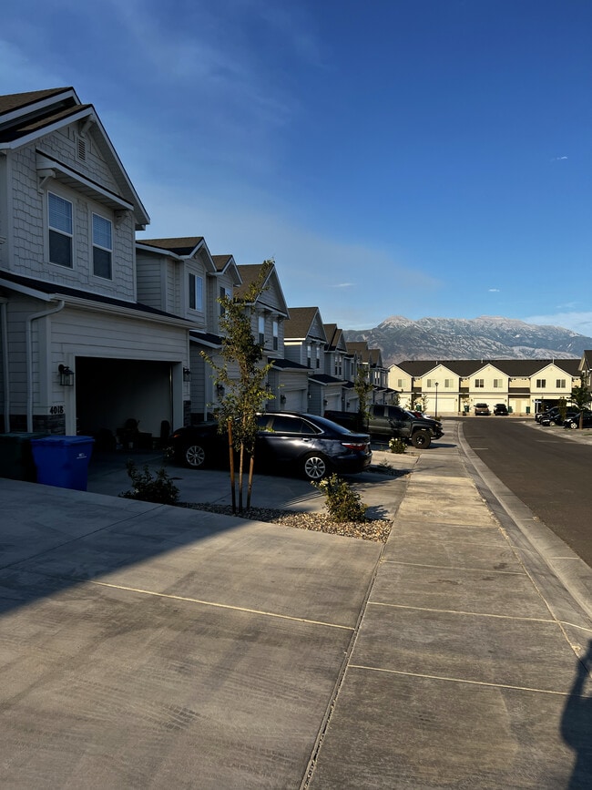 Photo - 4024 W 740 N