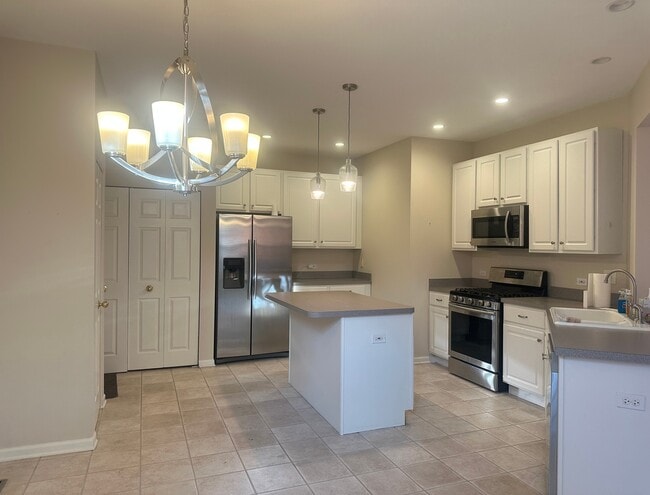 Photo - 2449 Stonegate Rd