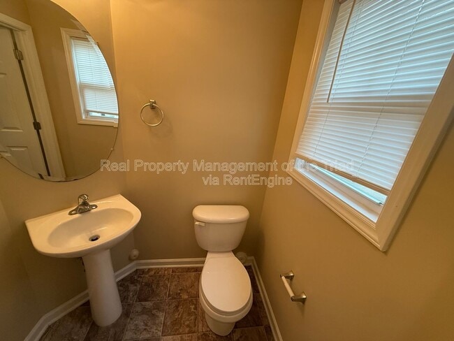 Photo - 1124 Highstone Dr