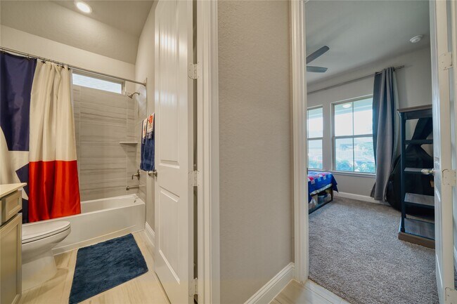 Photo - 2232 Clements Shore Ln