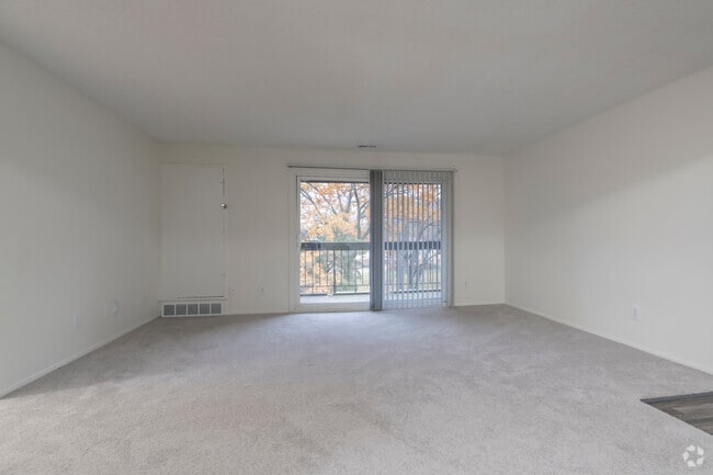 2BR, 1BA - 900SF - Spruce - Living Room - Pine Lake Apartments