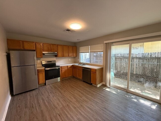 Photo - 7236 Montgomery Dr