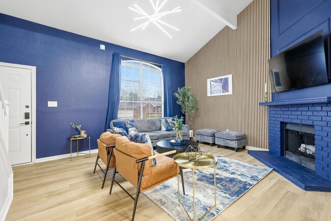 Photo - 2 St Charles Pl Unit ID1389216P