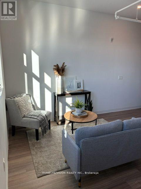 Photo - 120 Huron St Unit 526