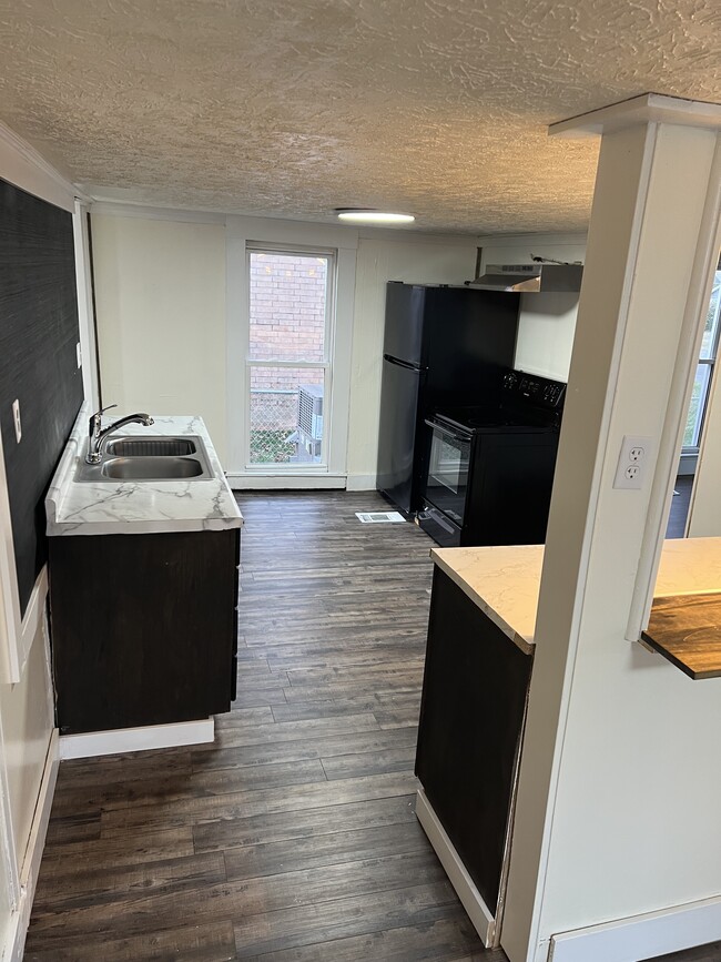 Photo - 1624 Mayo Ave