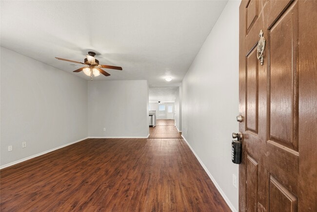 Photo - 7634 Appleberry Dr