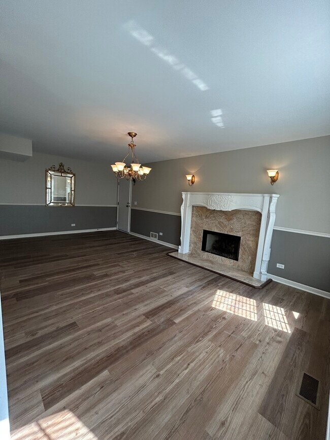 Photo - 1381 Laurel Oaks Dr