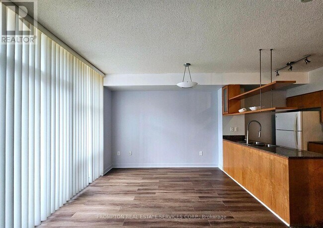 Photo - 9 Spadina Ave. Unit 709