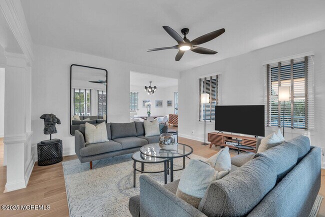 Photo - 1105 2nd Ave