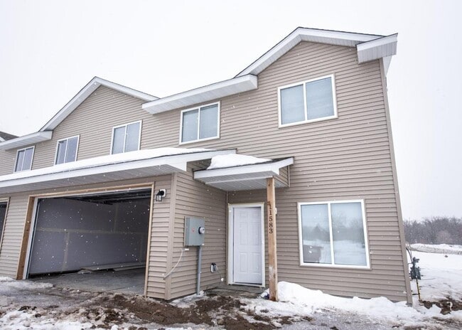 Building Photo - 11529 37th Ave SE