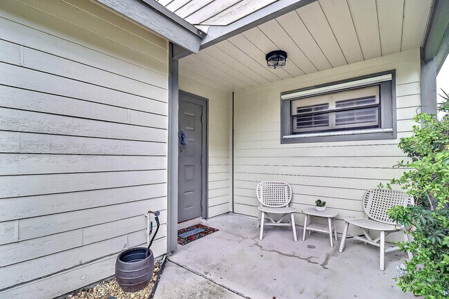 Photo - 2514 Bedford Mews Dr
