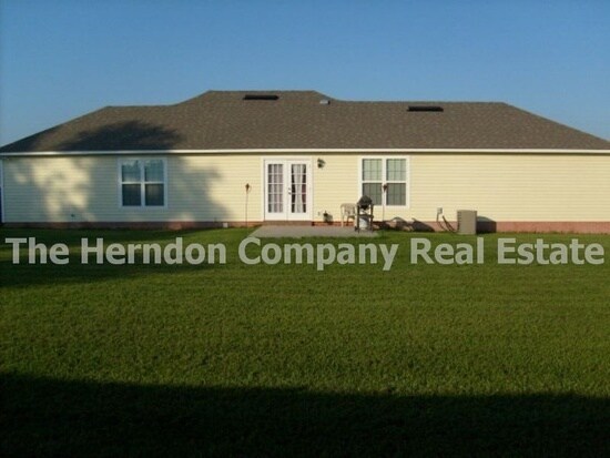 Photo - Home in Lakeland, GA