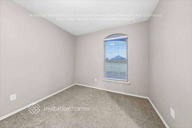 Photo - 313 Eastland Ct