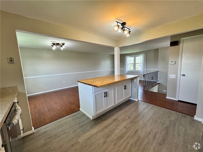 Building Photo - 4843 O Donnell St Rental
