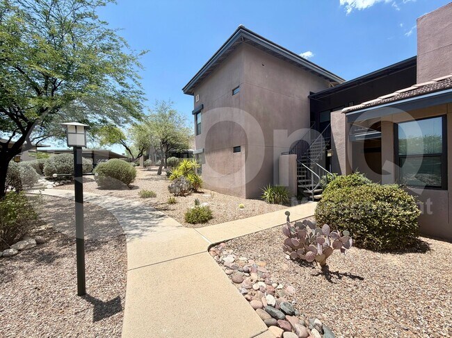Photo - 5800 N Kolb Rd