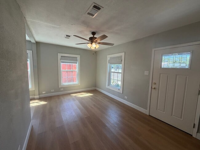 Photo - Charming 2 Bed / 1 Bath – Newly Remodeled with Bonus Space!