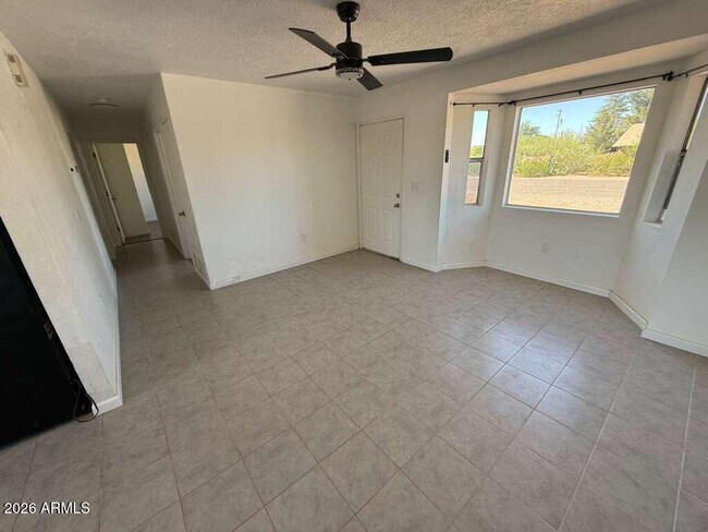 Photo - 3105 E 14th St