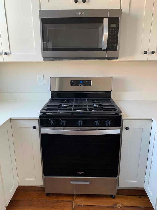 Photo - 128 W 9th St