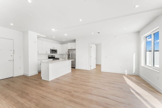 Photo - 3309 Liberty Ave Unit 507