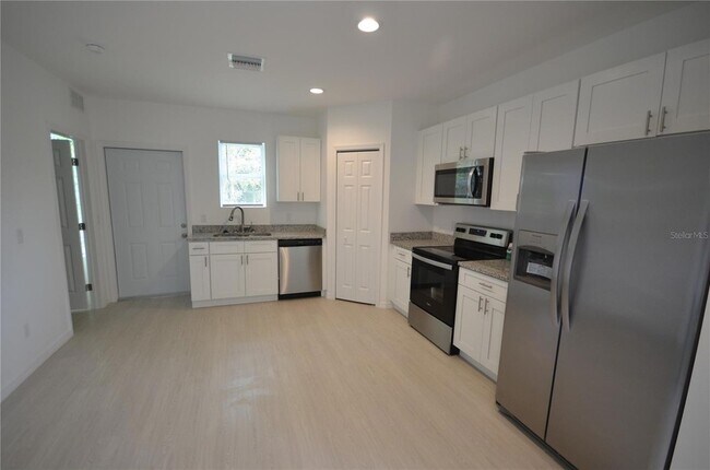 Photo - 3305 Bassie Ct