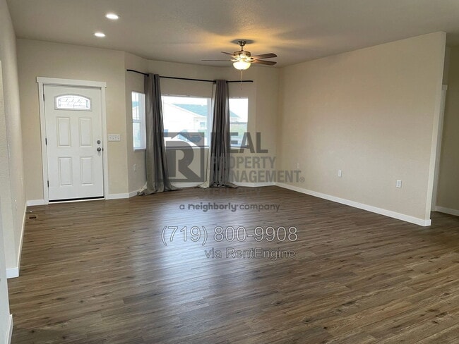 Photo - 430 E Stardust Dr