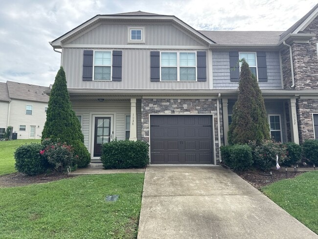 Building Photo - Modern End-Unit Townhome in the Heart of Old Hickory, Wilson County!