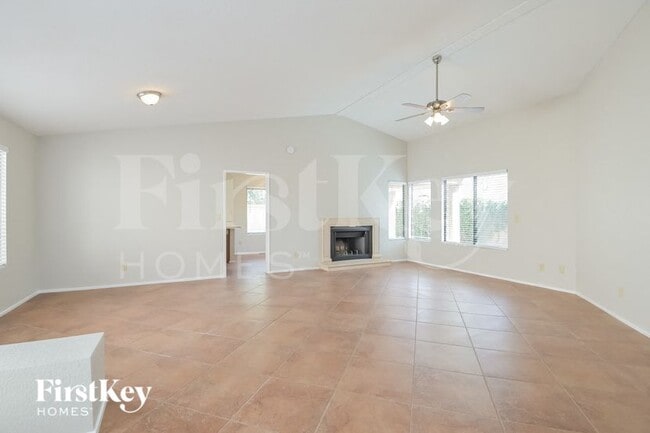 Photo - 3240 N Hill Farm Dr