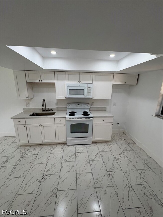 Photo - 606 Gerald Ave Unit 112