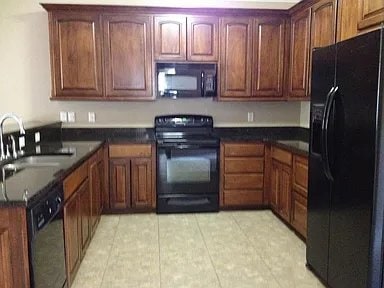 Photo - 681 N Bradford St Unidad 3