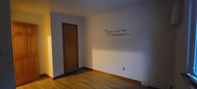 Photo - 219 Roosevelt St
