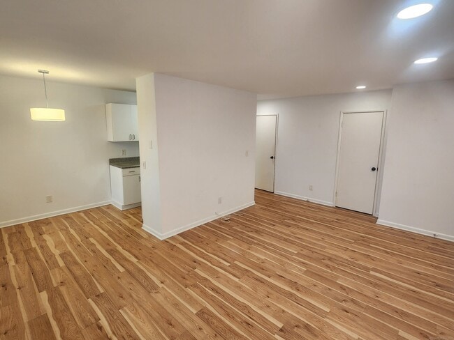 Photo - 1 Walter Ave Unit APT 38