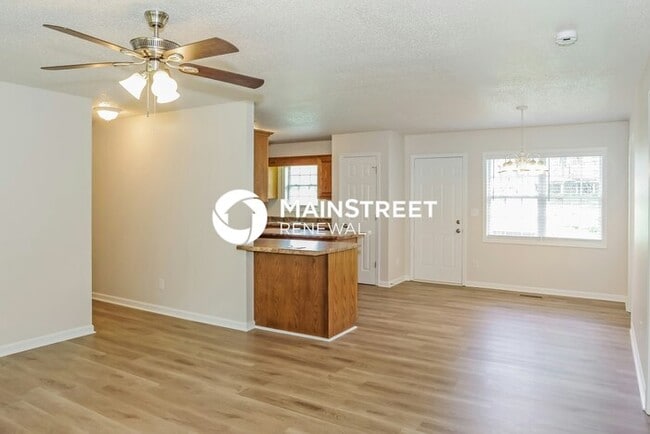 Photo - 4 Bedroom Pet-Friendly Home in ATHENS, AL with Main Street Renewal