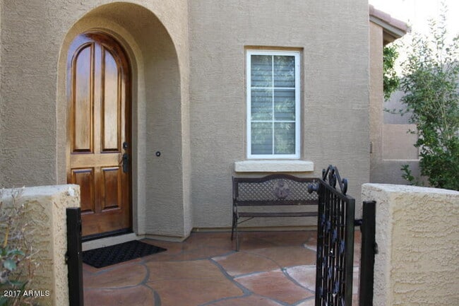 Photo - 1150 W Silver Creek Rd