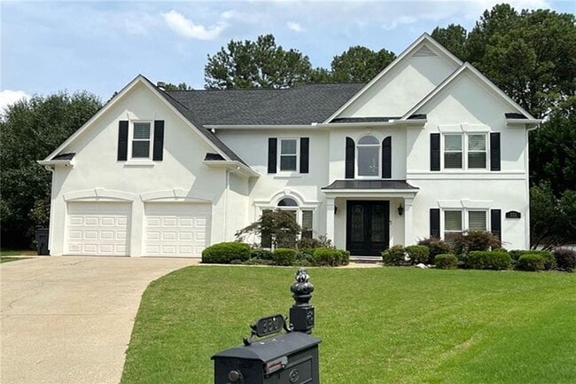 Photo - 330 Knollcrest Ct House