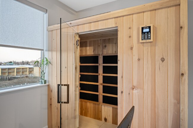 Photo - 3101 W 47th Ave