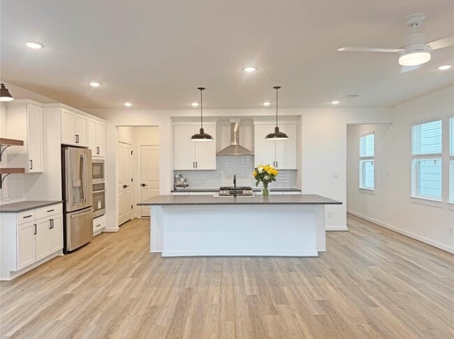 Photo - 2213 Via Laura Ln