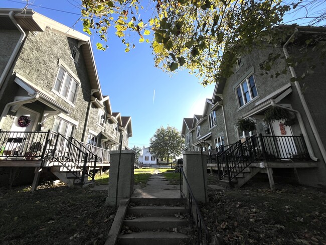 Photo - 302 S 12th St Unit 5