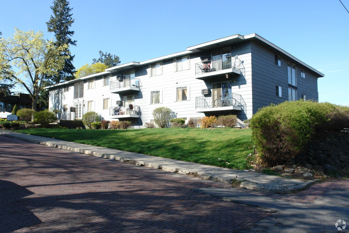 Photo - Adams Place