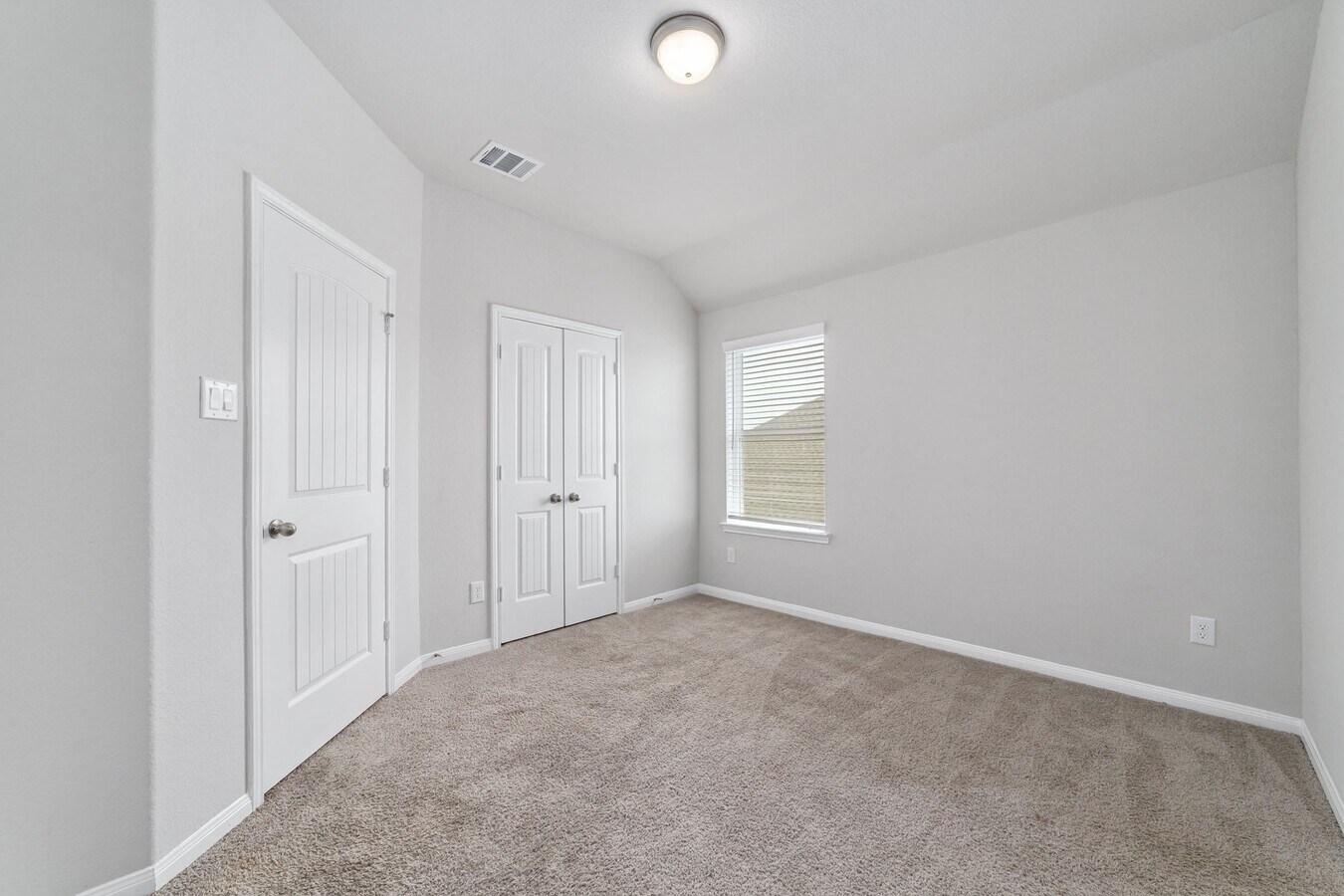Photo - 75 Carmel Dr